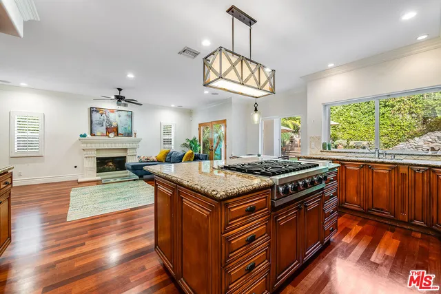 $2,445,000 | 4520 Tyrone Avenue, Sherman Oaks, CA 91423