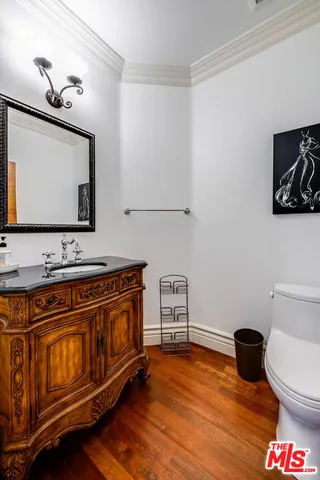 $2,445,000 | 4520 Tyrone Avenue, Sherman Oaks, CA 91423