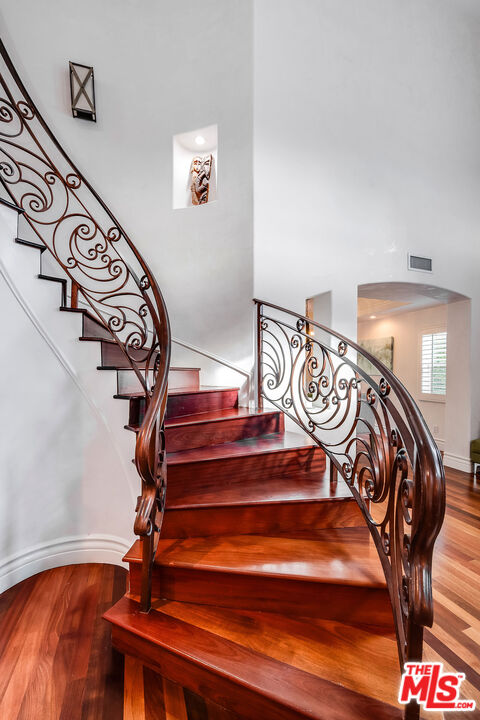 4520 Tyrone Avenue Sherman Oaks, CA 91423 - Photo 30 of 54