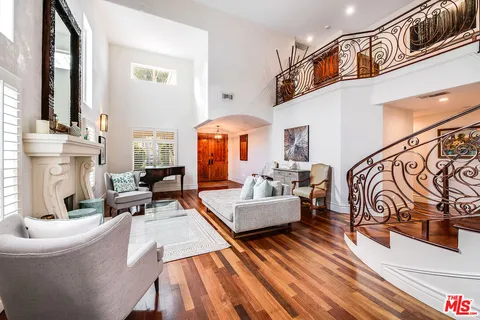 $2,395,000 | 4520 Tyrone Avenue, Sherman Oaks, CA 91423
