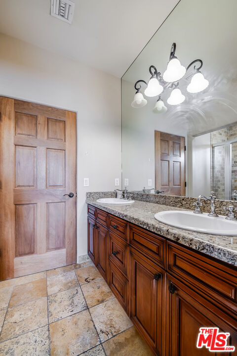 4520 Tyrone Avenue Sherman Oaks, CA 91423 - Photo 36 of 54