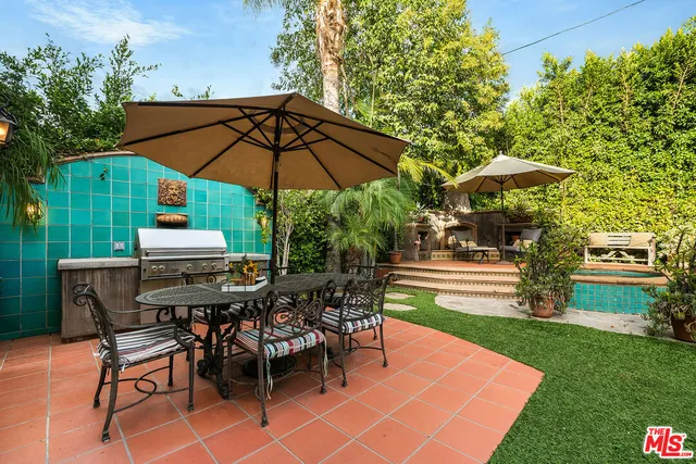 $2,445,000 | 4520 Tyrone Avenue, Sherman Oaks, CA 91423