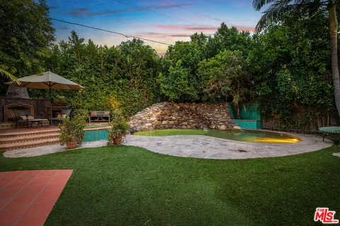 $2,395,000 | 4520 Tyrone Avenue, Sherman Oaks, CA 91423