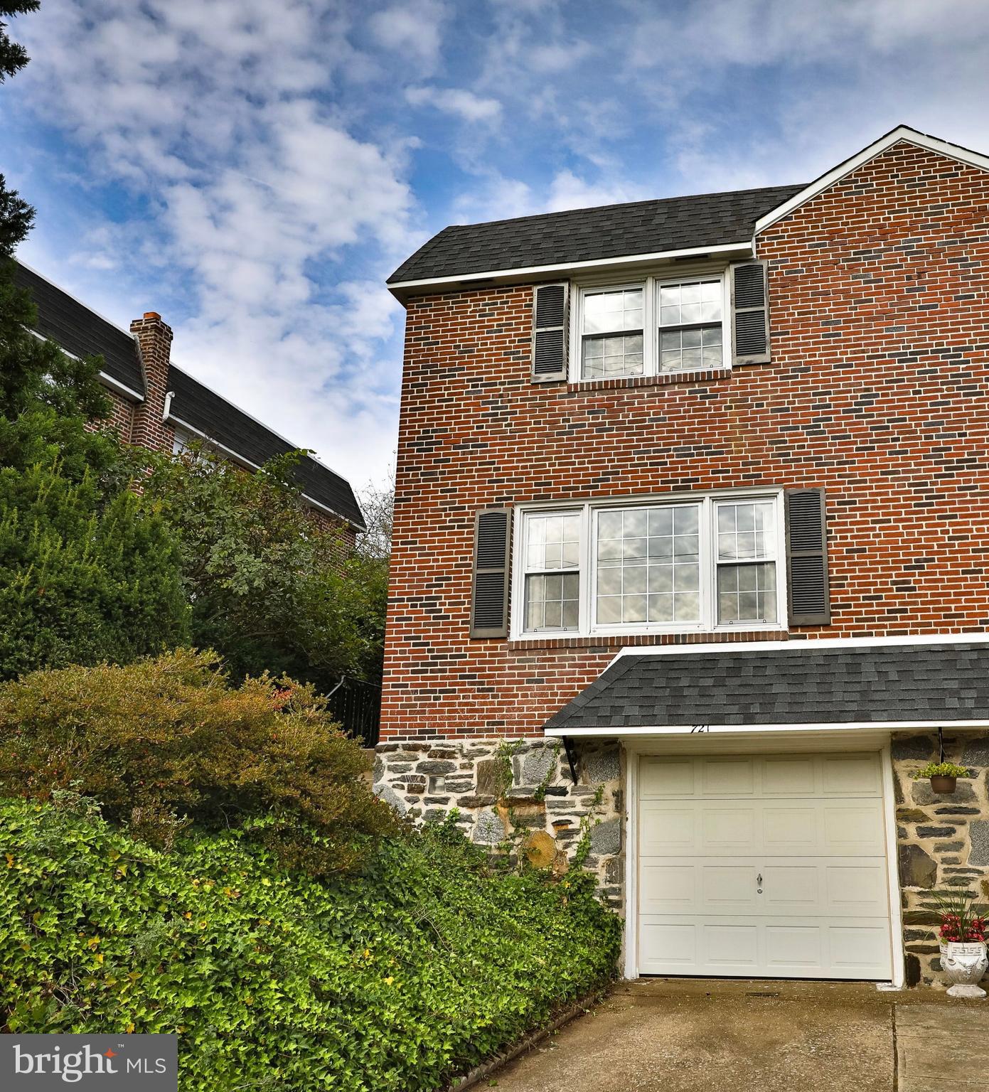 721 Hill Road Philadelphia, PA 19128 - Photo 1 of 17 Gallery Image 1