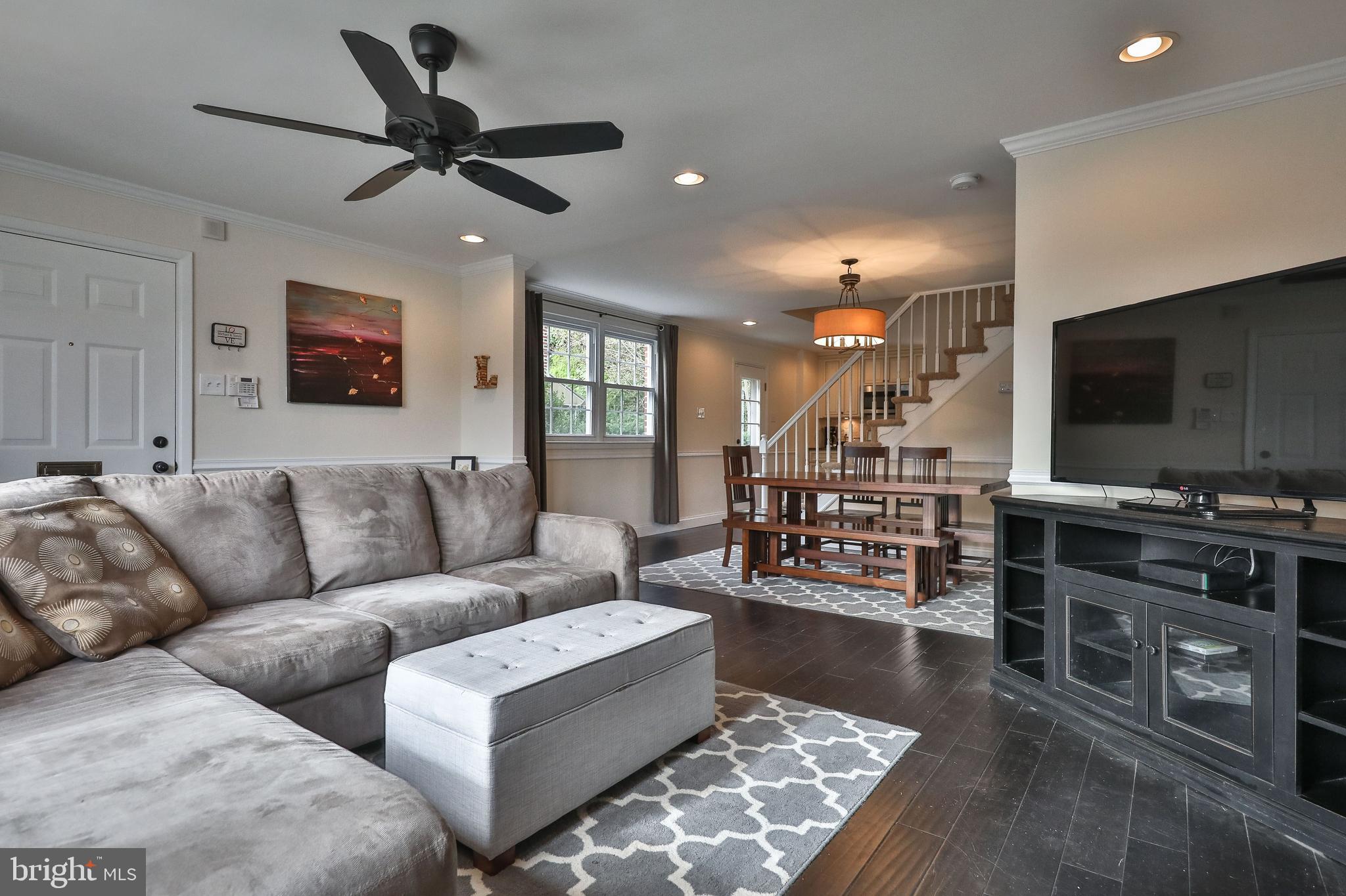 721 Hill Road Philadelphia, PA 19128 - Photo 2 of 17 Gallery Image 2