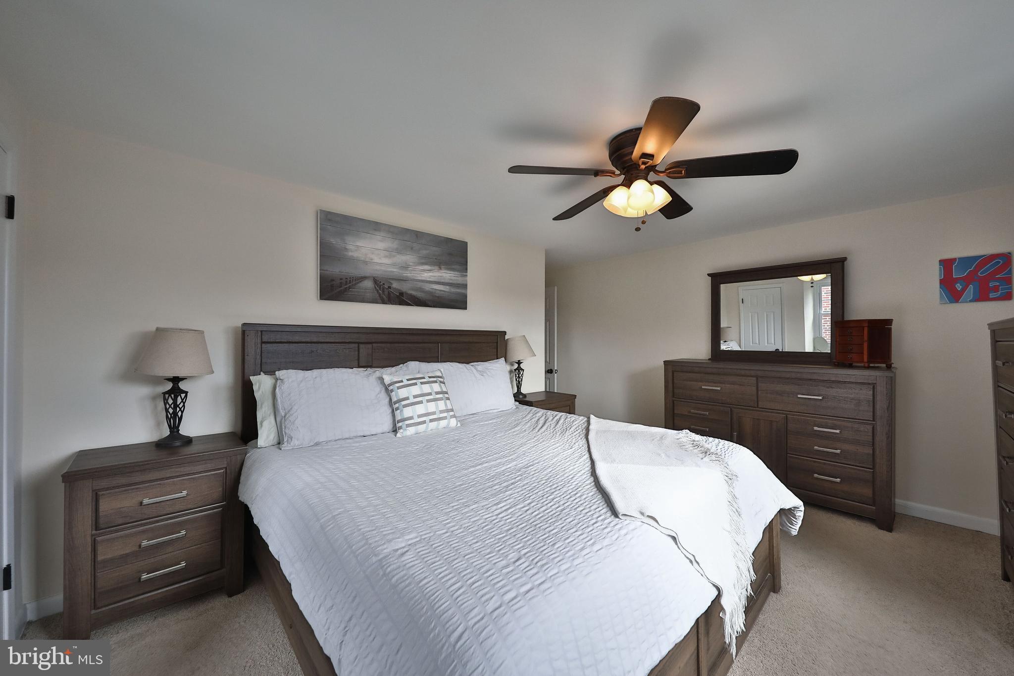 721 Hill Road Philadelphia, PA 19128 - Photo 9 of 17 Gallery Image 9