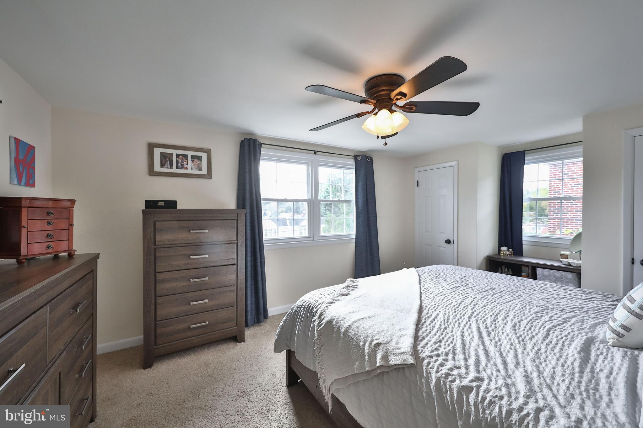 721 Hill Road Philadelphia, PA 19128 - Photo 10 of 17 Gallery Image 10
