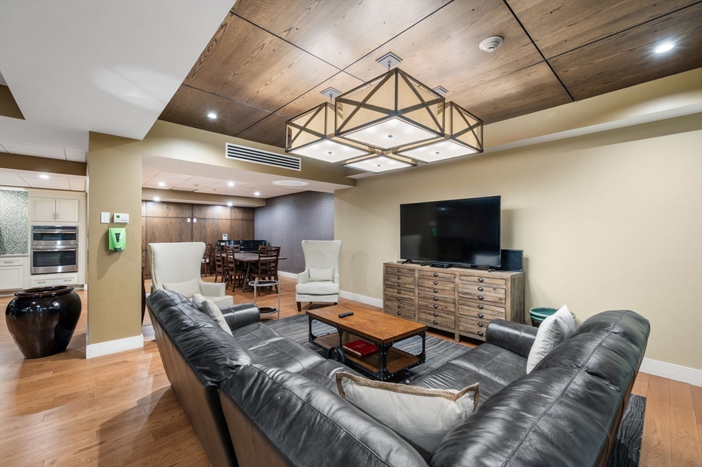 201 Elliott Street, Unit 409 Beverly, MA 01915 - Photo 30 of 36