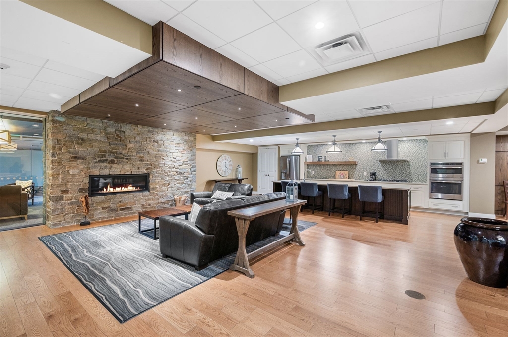 201 Elliott Street, Unit 409 Beverly, MA 01915 - Photo 31 of 36