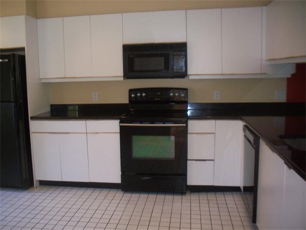 50 Pointe Rok Drive, Unit 50 Worcester, MA 01604 - Photo 5 of 25 Gallery Image 5