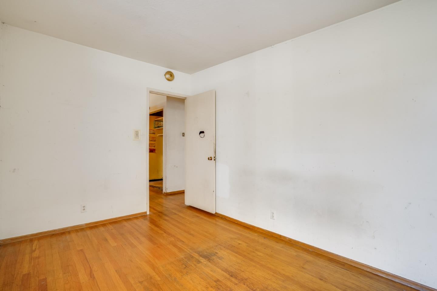 266 Thompson Avenue Mountain View, CA 94043 - Photo 20 of 25 a view of empty room