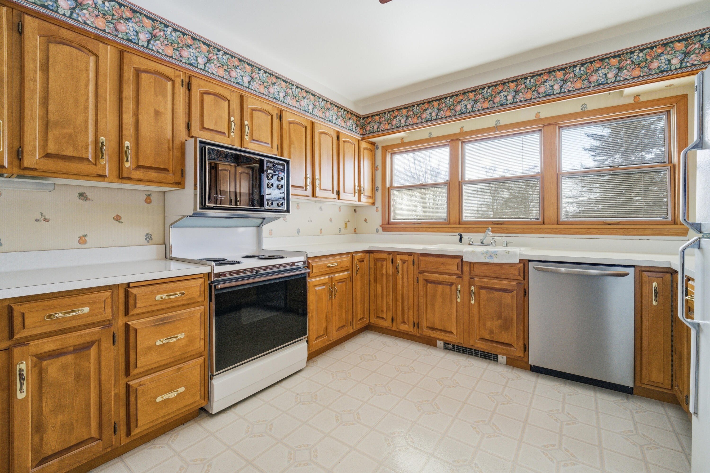 932 1st Street Kiel, WI 53042 - Photo 7 of 52 Photo-8