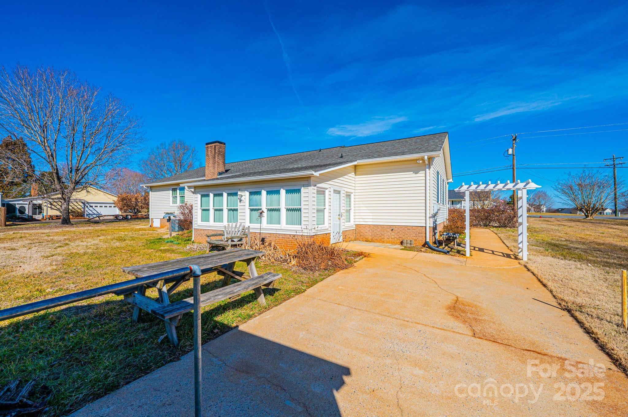 748 Skinner Road Shelby, NC 28152 - Photo 4 of 48 Gallery Image 4