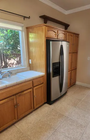 $649,000 | 2684 Armstrong Avenue, Clovis, CA 93611