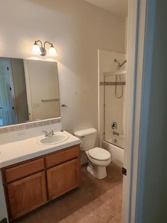 $649,000 | 2684 Armstrong Avenue, Clovis, CA 93611