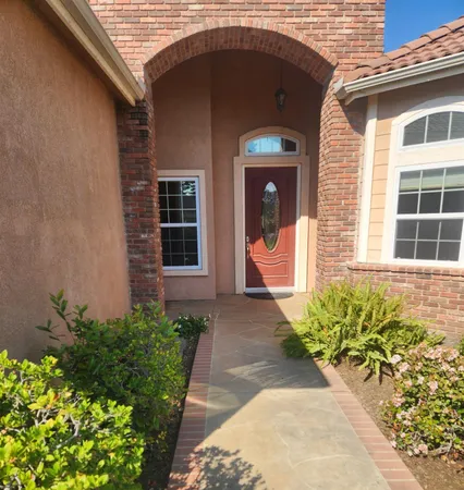 $649,000 | 2684 Armstrong Avenue, Clovis, CA 93611