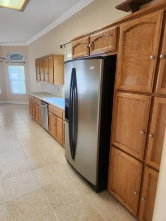 $649,000 | 2684 Armstrong Avenue, Clovis, CA 93611