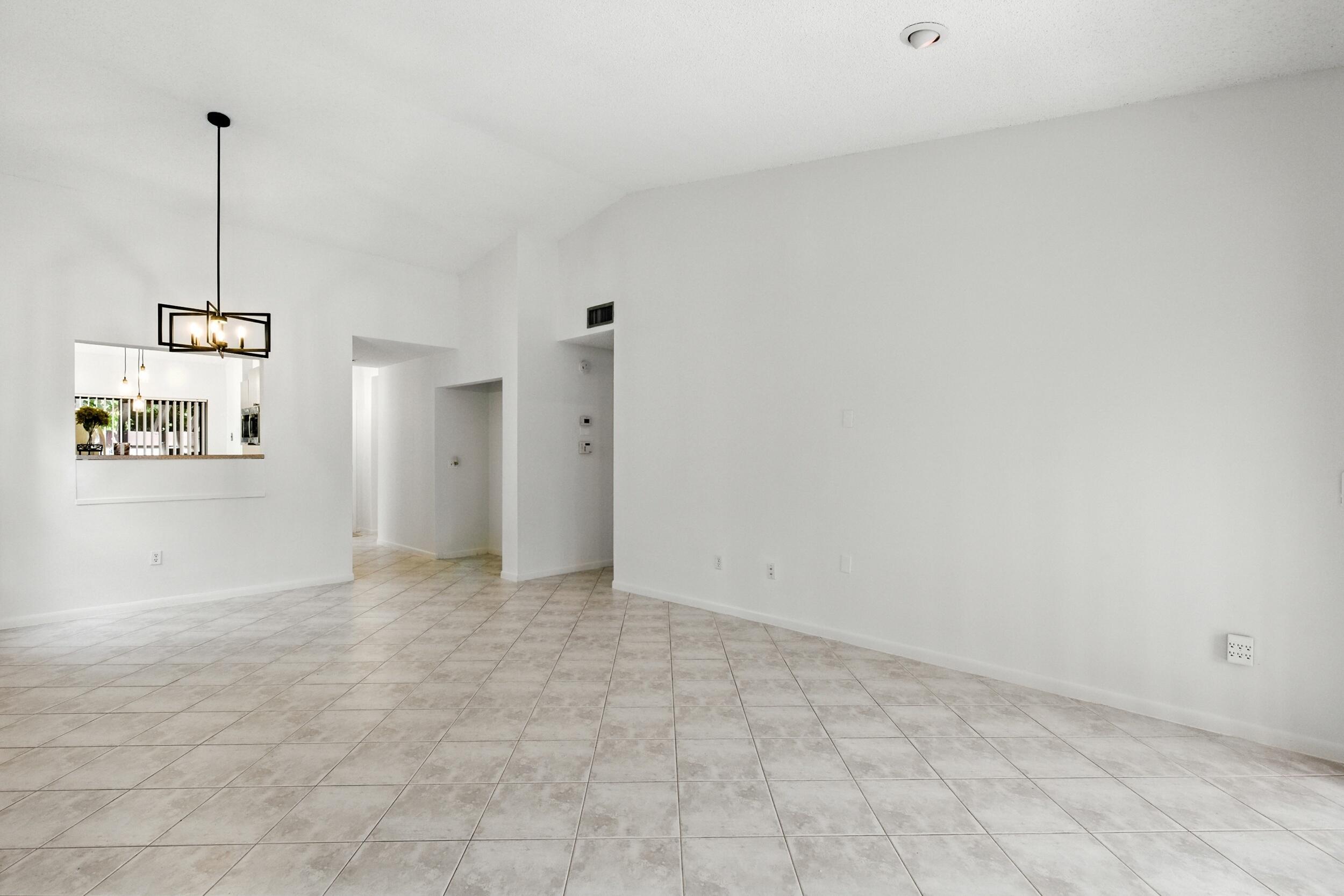 3646 English Road, Unit D Lake Worth, FL 33467 - Photo 31 of 46 img_8324