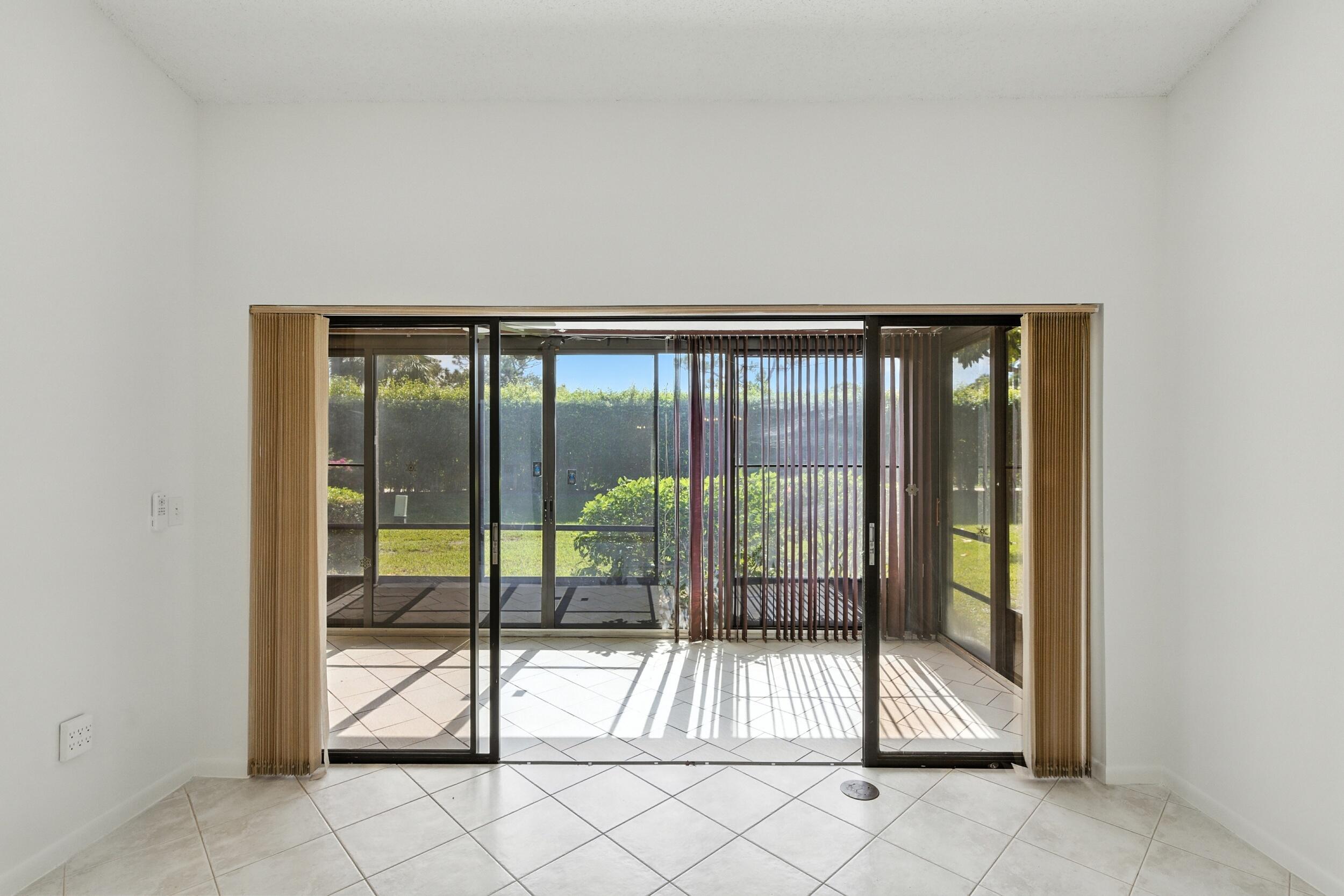 3646 English Road, Unit D Lake Worth, FL 33467 - Photo 39 of 46 img_8349