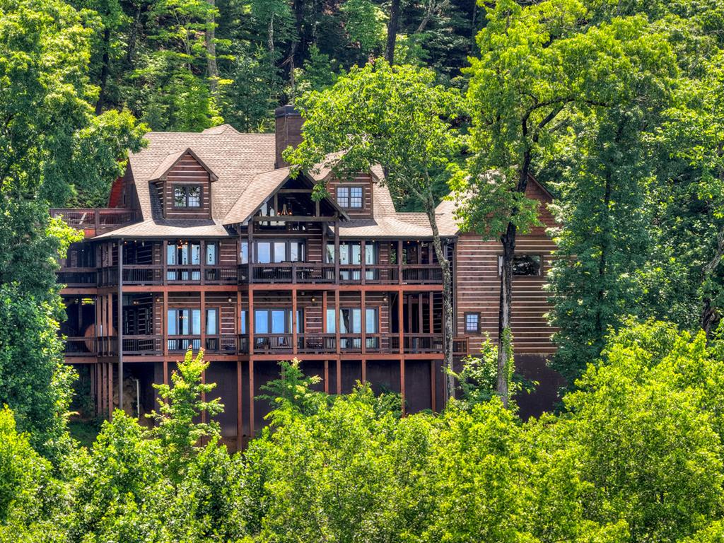454 Genessee Path Blue Ridge, GA 30513 - Photo 1 of 95 Main View