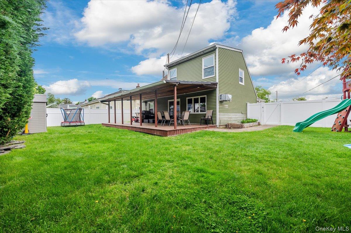 5 Stonecutter Road Levittown, NY 11756 - Photo 14 of 16