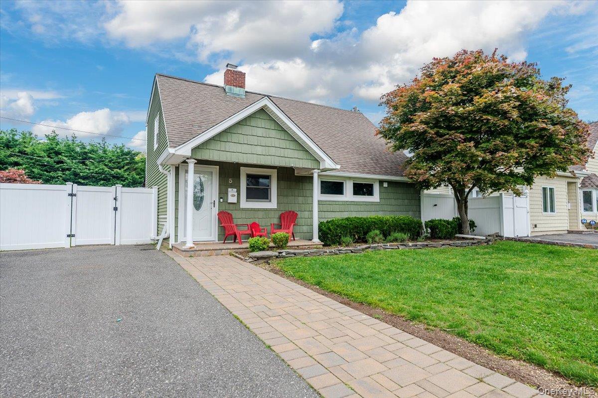 5 Stonecutter Road Levittown, NY 11756 - Photo 16 of 16