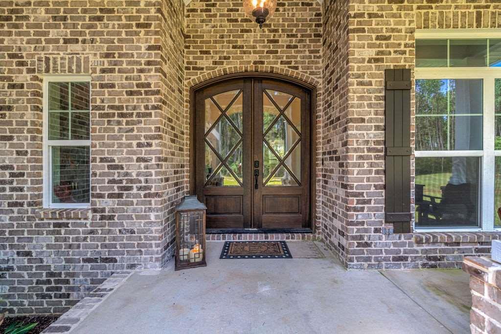 6381 Southridge Road Milton, FL 32570 - Photo 3 of 45 Gallery Image 3
