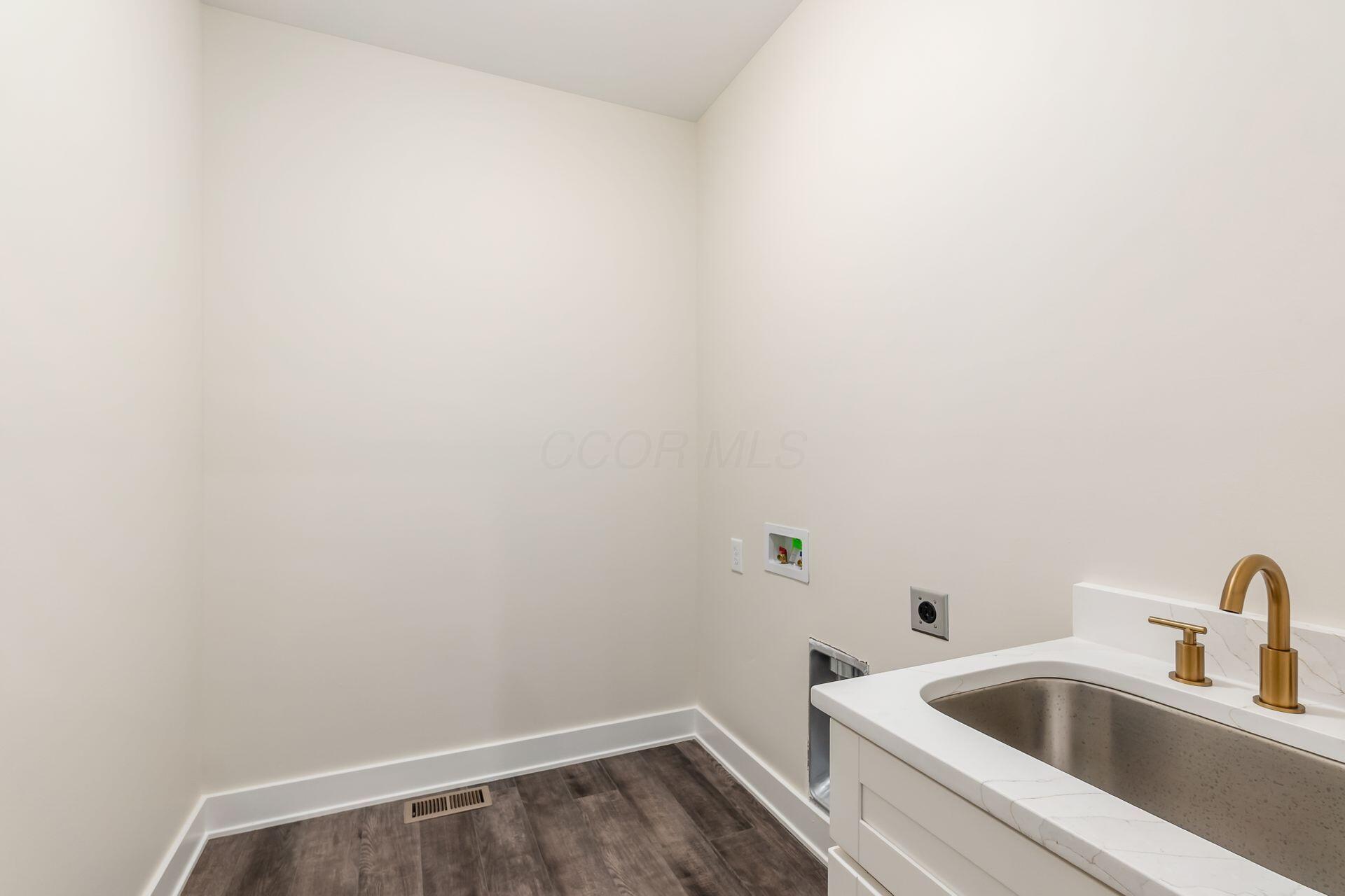 34 Prospect Street Delaware, OH 43015 - Photo 26 of 31 075_1903132_Y 34 Prospect-056