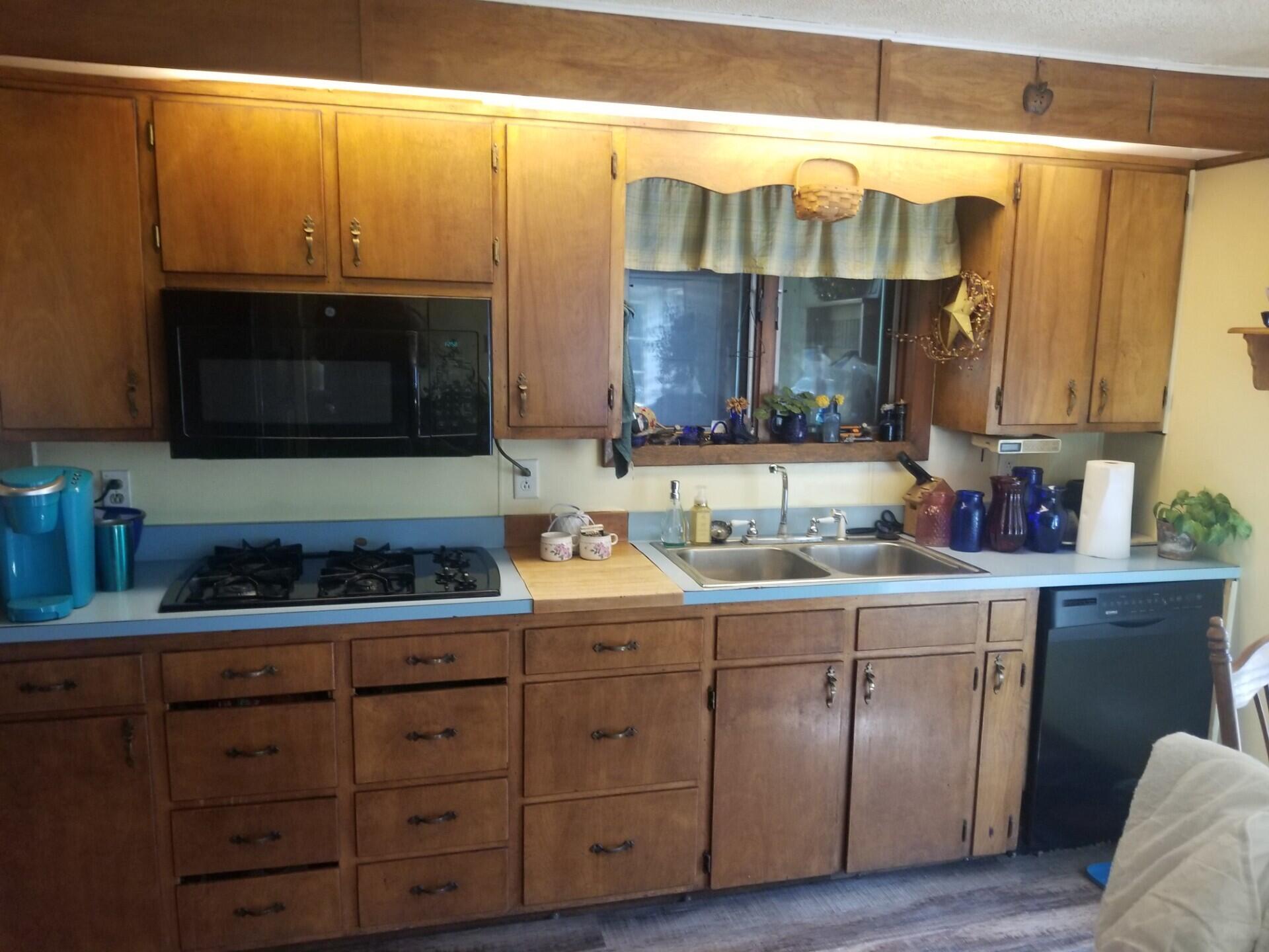 381 Caribou Road Presque Isle, ME 04769 - Photo 2 of 13 381 03