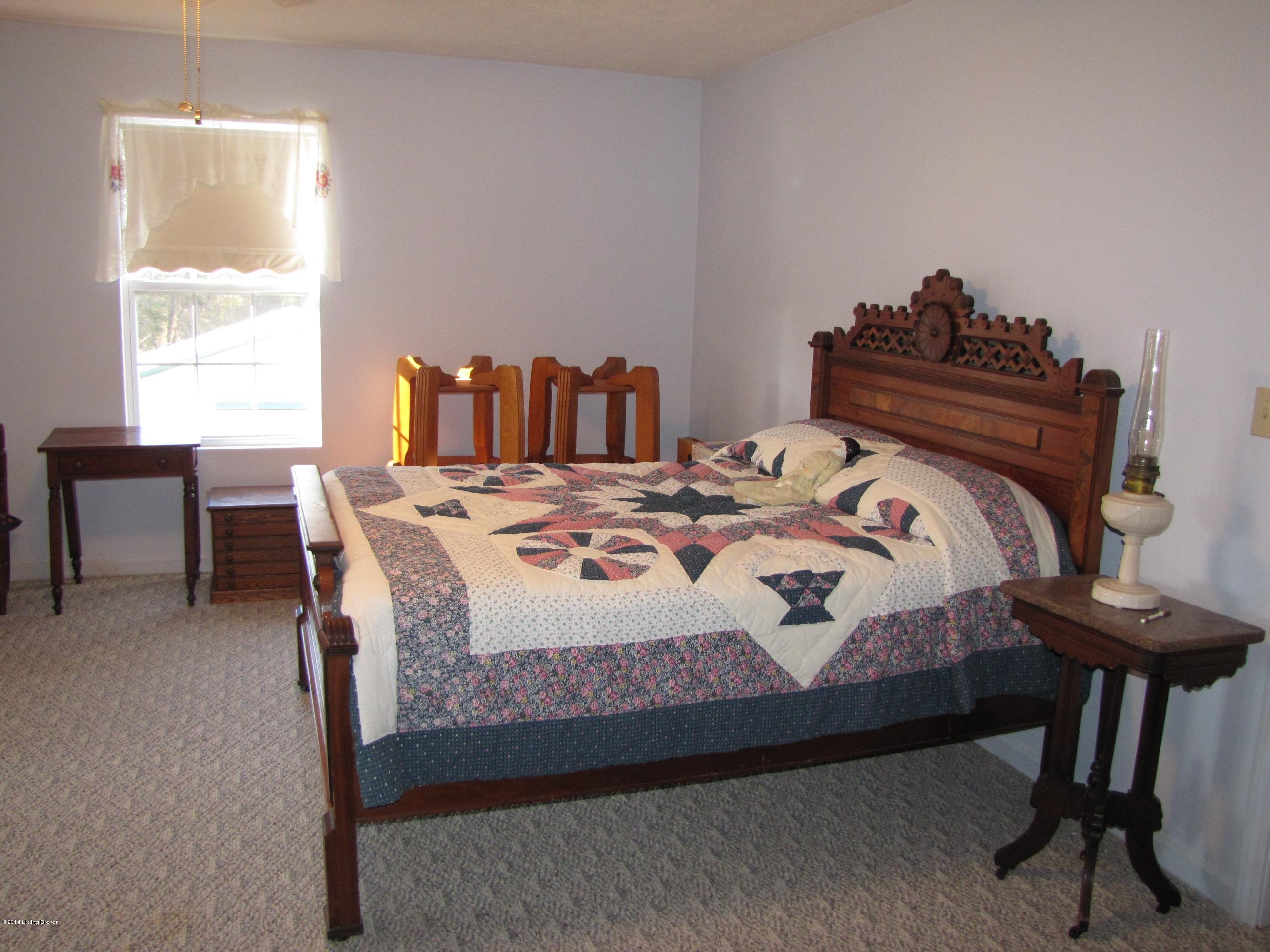 218 Fox Run Road Pendleton, KY 40055 - Photo 23 of 54 Upstairs bedrooms are equally spacious with plentiful room for any bedroom suite.