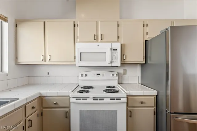 $169,000 | 3440 Dry Gulch Drive, Laughlin, NV 89029