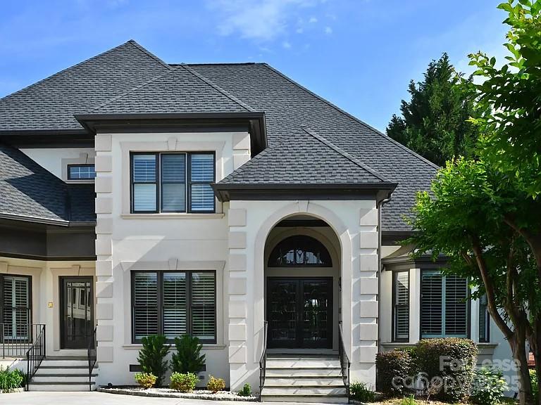 17234 Jetton Road Cornelius, NC 28031 - Photo 4 of 32 a front view of a house