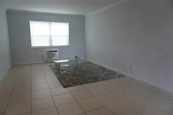 $1,395 | 1050 East Sample Road, Unit 104, Pompano Beach, FL 33064