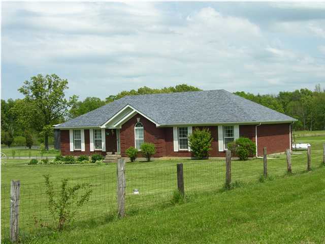 1404 Browningtown Road Shepherdsville, KY 40165 - Photo 1 of 15 Primary Photo