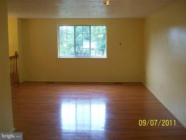 6107 Covered Bridge Road Burke, VA 22015 - Photo 1 of 14 Living Room
