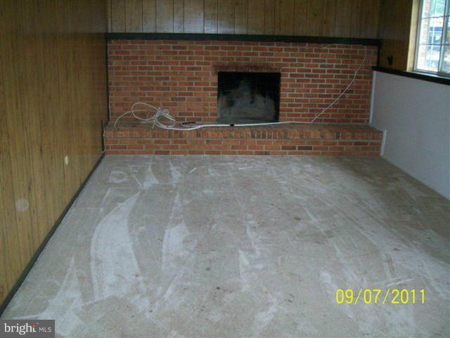 6107 Covered Bridge Road Burke, VA 22015 - Photo 4 of 14 Recreation Room