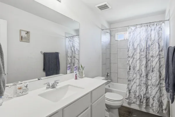 $376,900 | 12432 Ostrich Trail, Manor, TX 78653