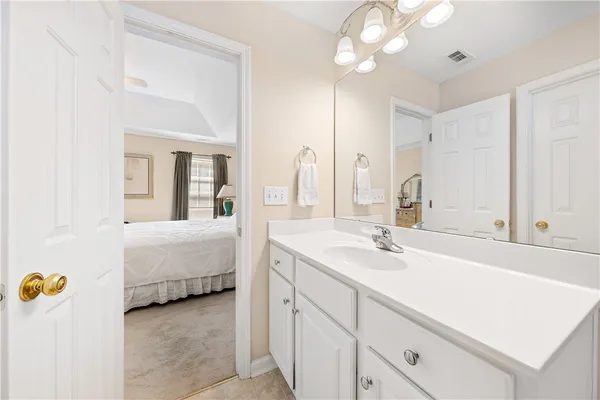 $279,000 | 105 Ledgewood Way, Easley, SC 29642