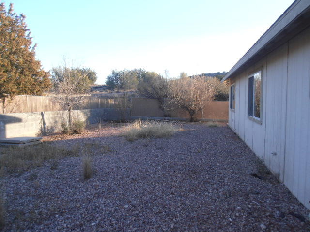 4085 North Pima Way Rimrock, AZ 86335 - Photo 6 of 18 Backyard (2)