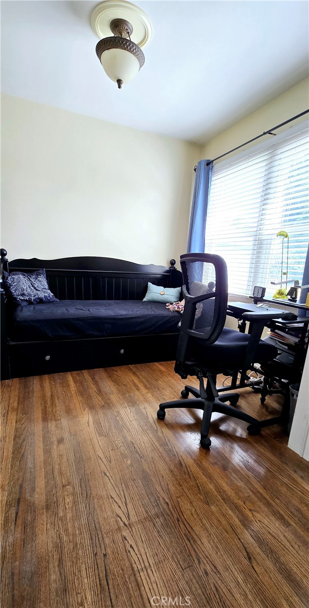 6455 Amigo Avenue Reseda, CA 91335 - Photo 8 of 18 Den