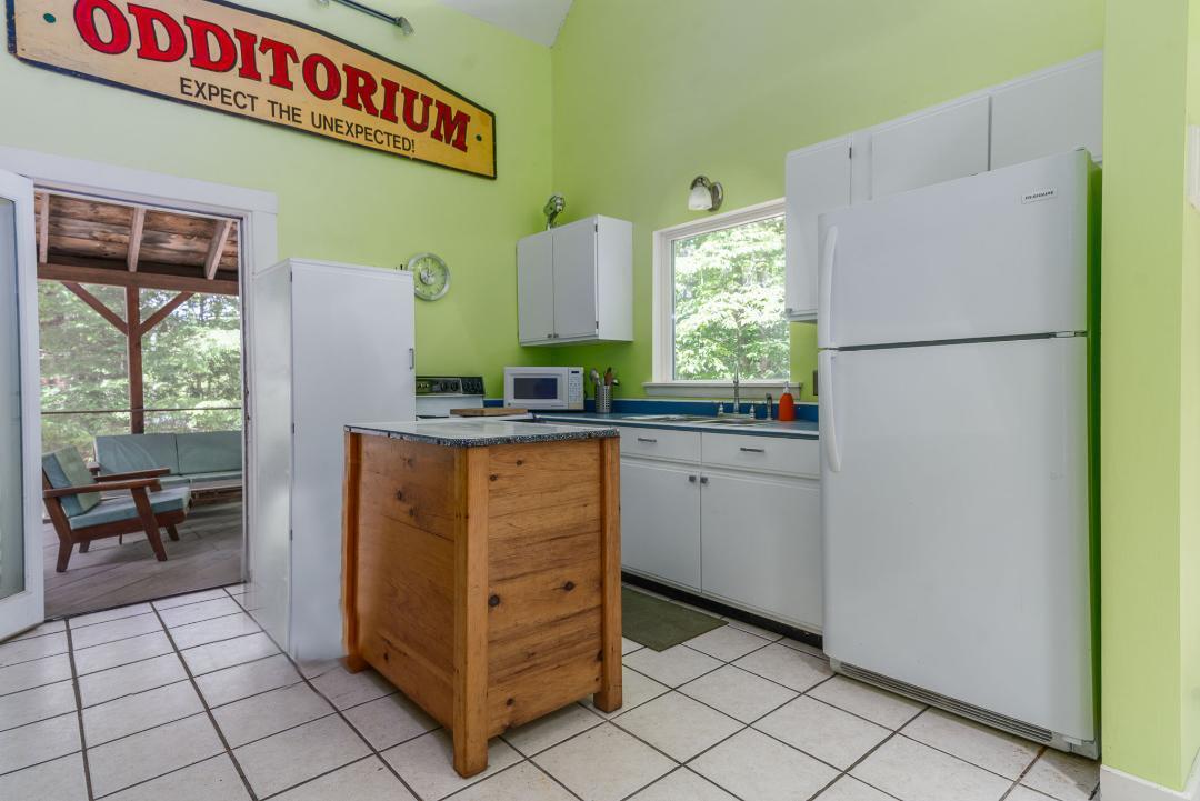 55 Harbor Road Standish, ME 04084 - Photo 4 of 26 kitchen