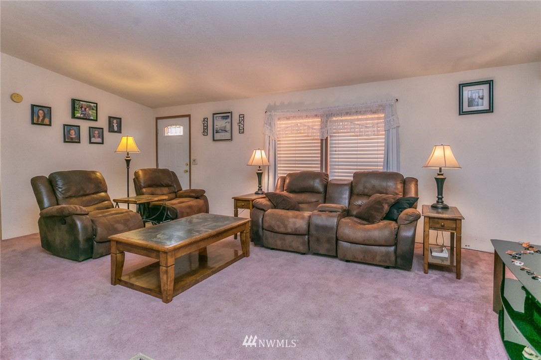8927 Rd K Northeast Moses Lake, WA 98837 - Photo 12 of 25 Gallery Image 12