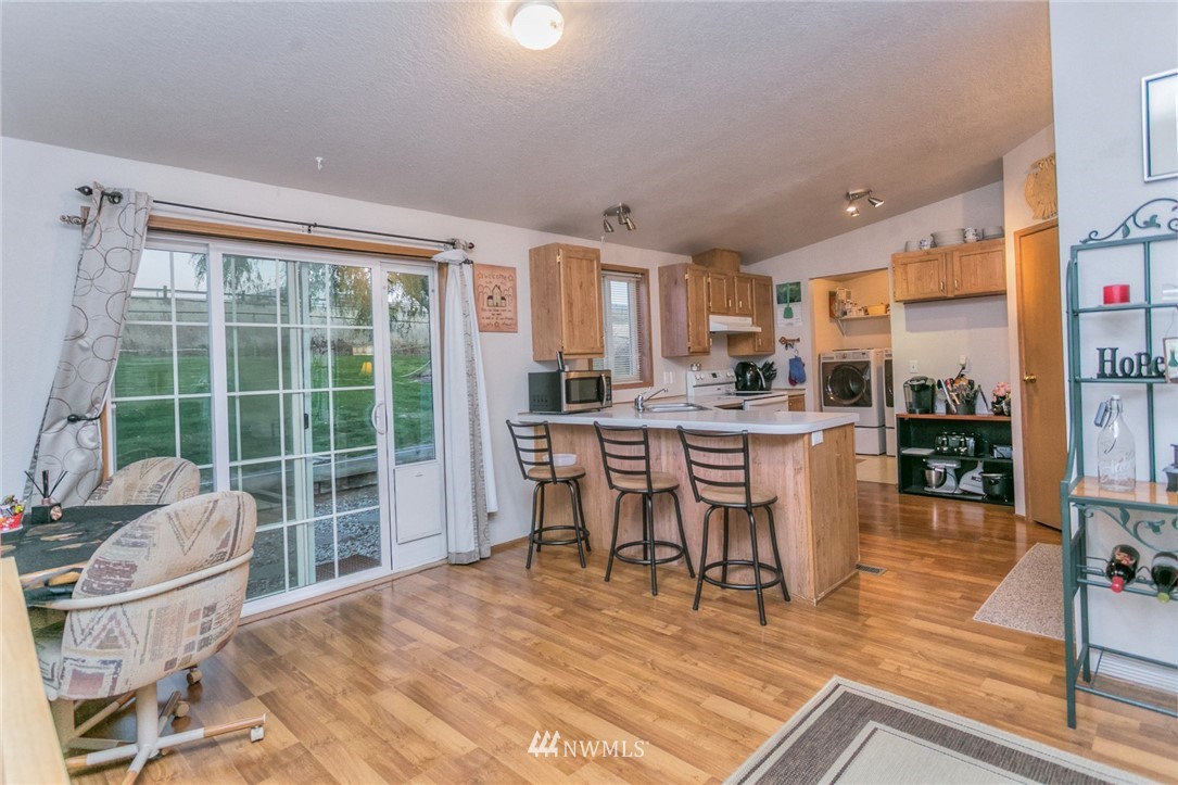 8927 Rd K Northeast Moses Lake, WA 98837 - Photo 13 of 25 Gallery Image 13