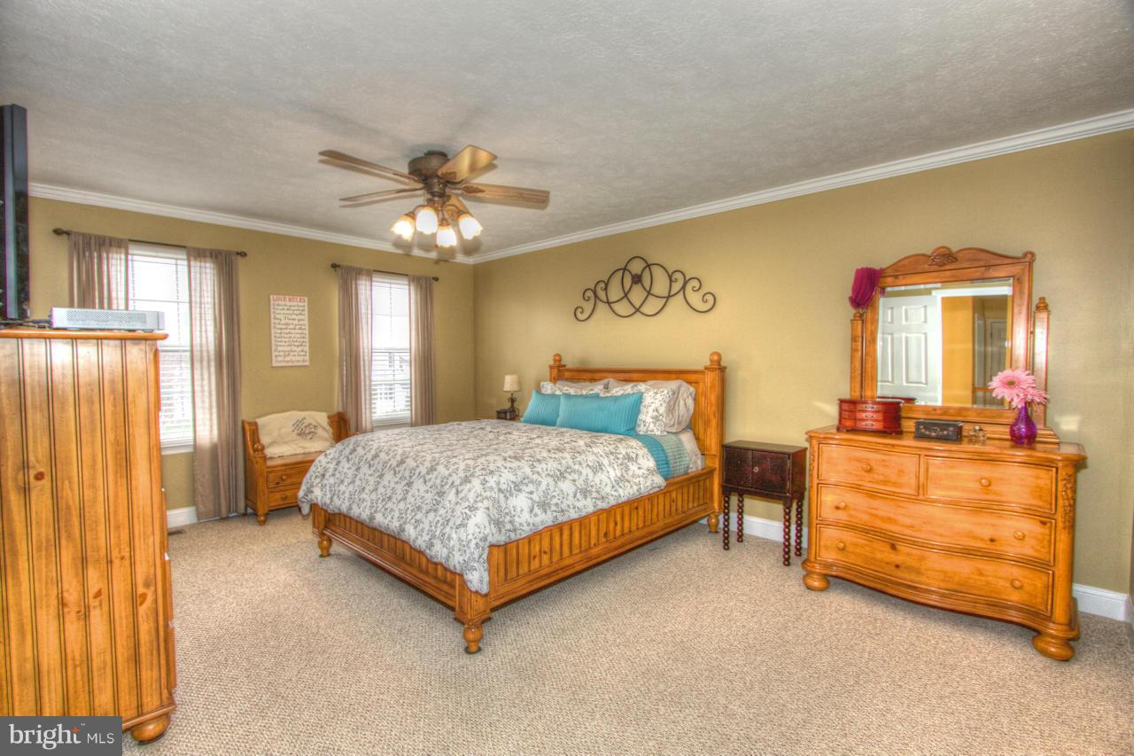 4609 Sandwood Road Baltimore, MD 21219 - Photo 11 of 23 Bedroom (Master)