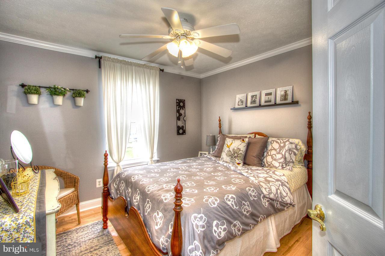 4609 Sandwood Road Baltimore, MD 21219 - Photo 13 of 23 Bedroom