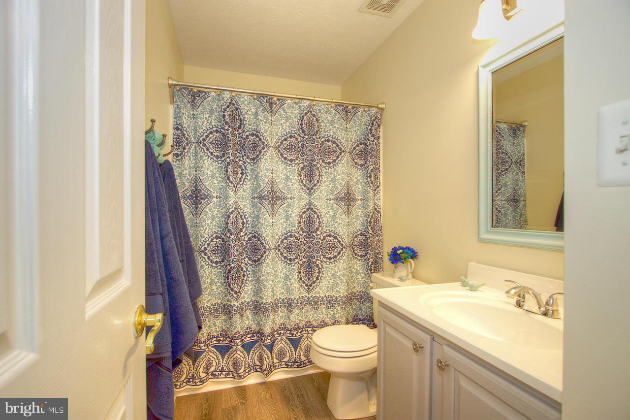 4609 Sandwood Road Baltimore, MD 21219 - Photo 16 of 23 Bath