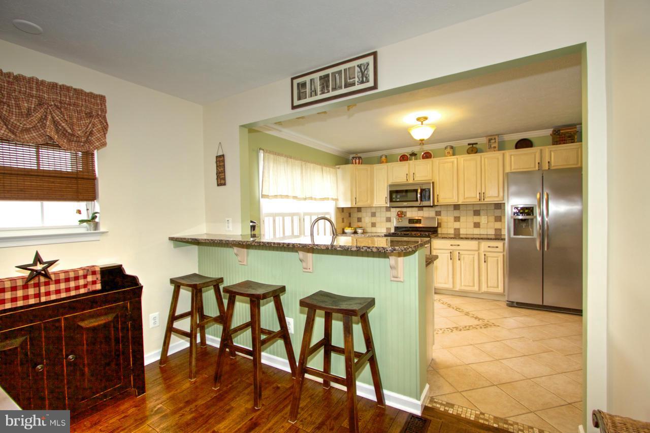 4609 Sandwood Road Baltimore, MD 21219 - Photo 8 of 23 Kitchen