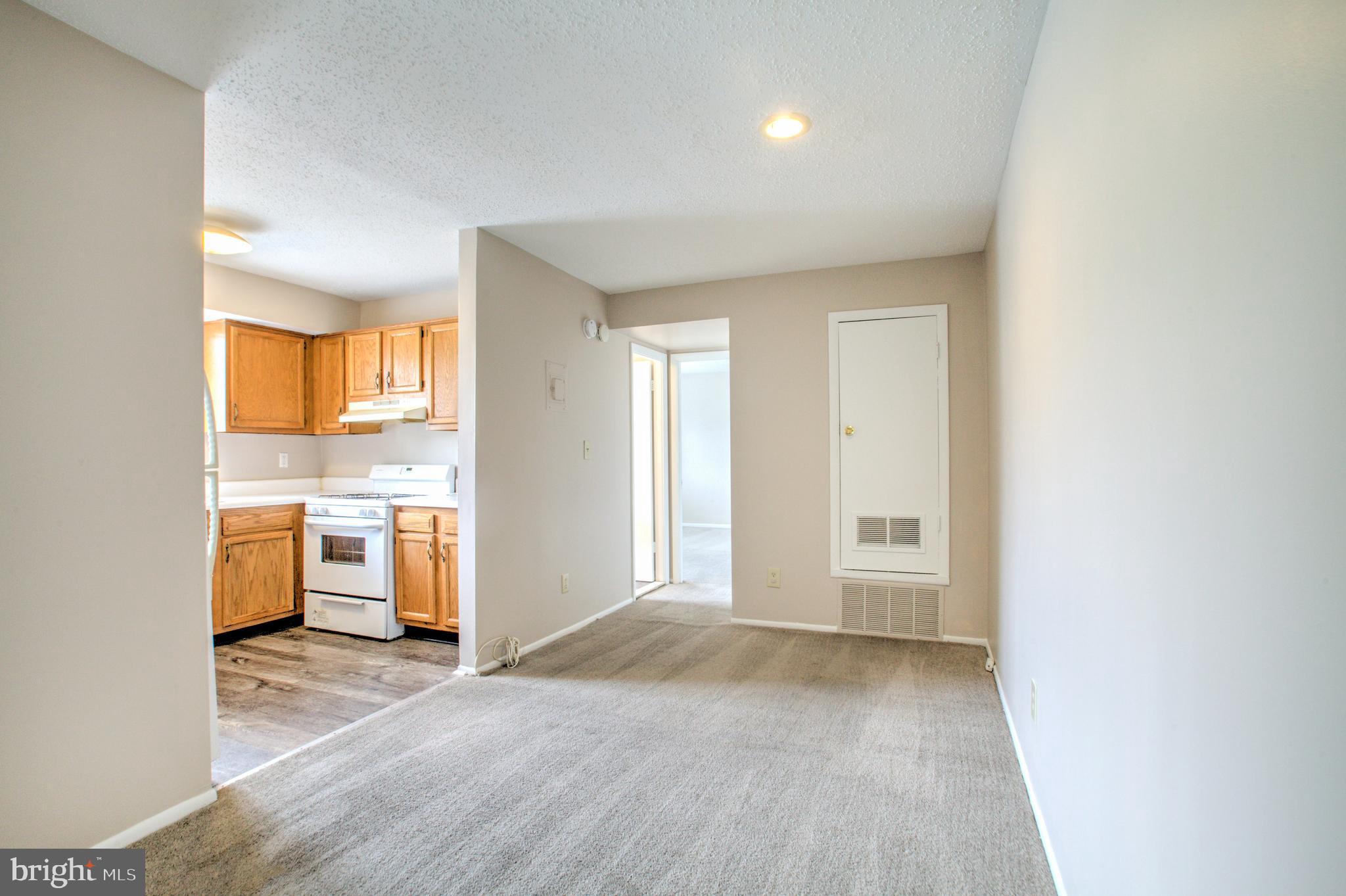 12001 Tarragon Road, Unit E Reisterstown, MD 21136 - Photo 3 of 10 Gallery Image 3