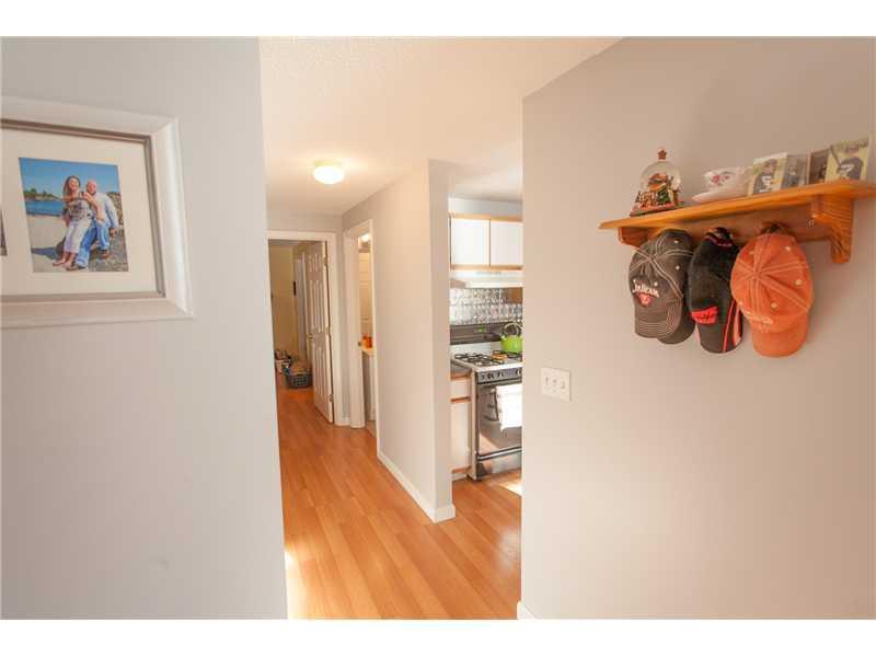 9 Cascade Road, Unit 2C Old Orchard Beach, ME 04064 - Photo 10 of 14 Interior Space/Layout.