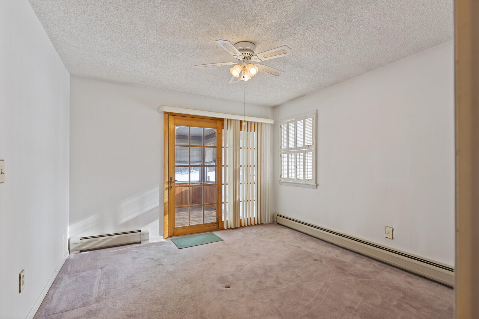 973 Hinckley Road Clinton, ME 04927 - Photo 17 of 48 17 1st bedroom